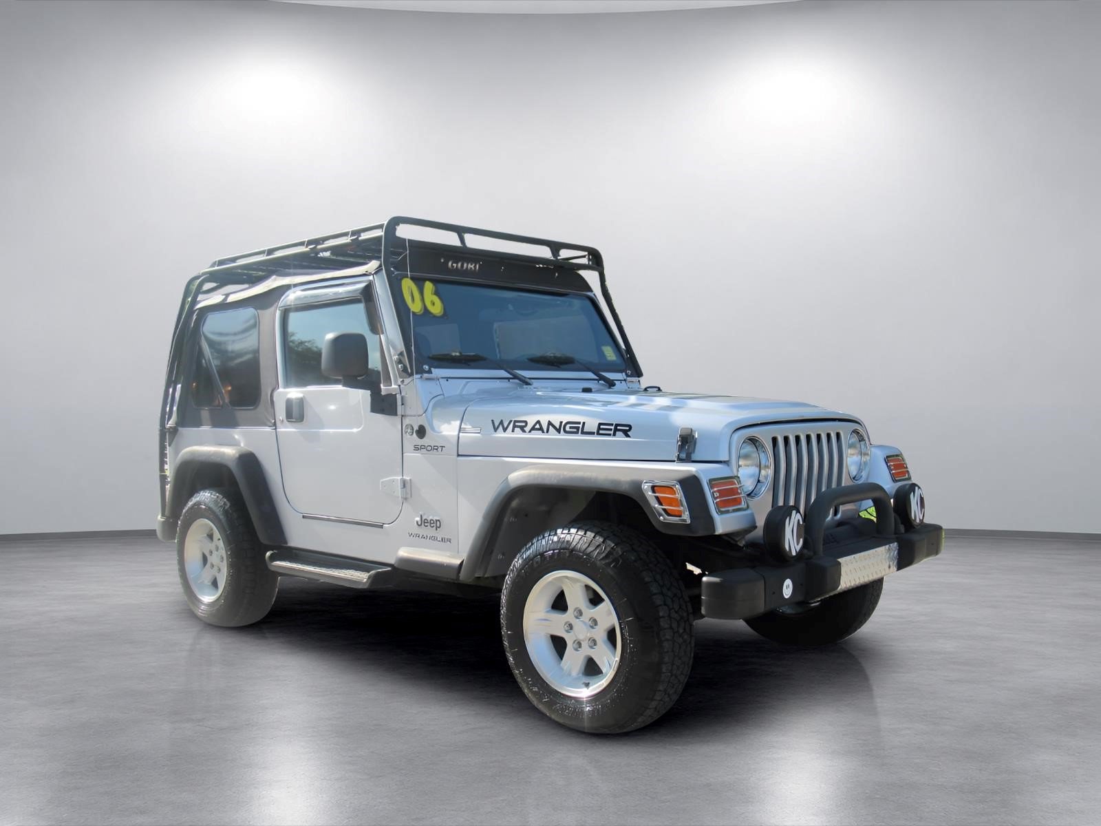 Used 2006 Jeep Wrangler Sport w/ 30" Tire & Wheel Group AWD/4WD image 1