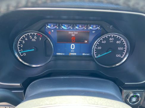 Used 2022 Ford F150 XLT w/ Equipment Group 302A High AWD/4WD image 10