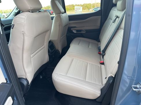 Used 2024 Ford Ranger Lariat w/ FX4 Off-Road Package image 16