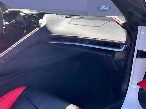 Used 2022 Chevrolet Corvette Stingray Preferred Cpe w/ Engine Appearance Package RWD image 24