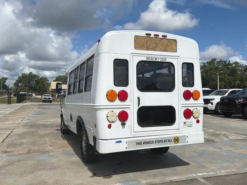 Used 2013 Chevrolet Express 3500 w/ School Bus Package RWD image 6