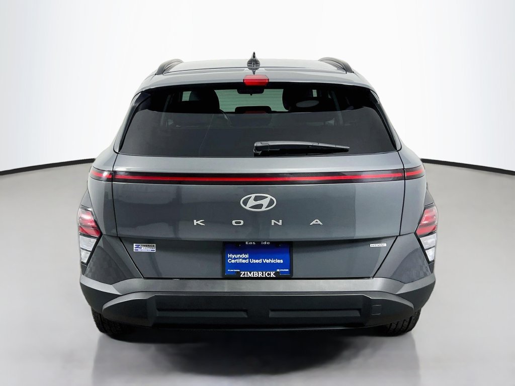 Certified 2025 Hyundai Kona SEL AWD/4WD image 6