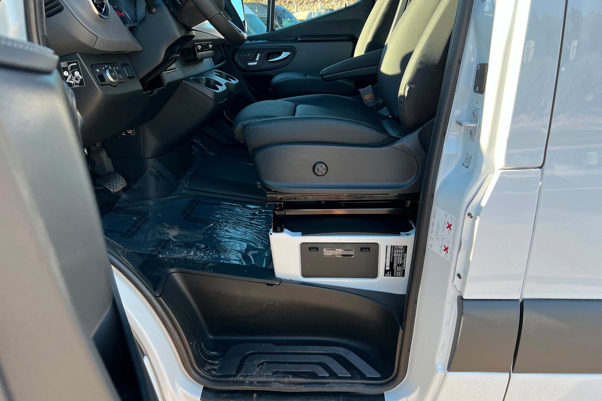 New 2026 Mercedes-Benz Sprinter 2500 image 12