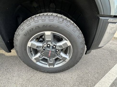 New 2026 GMC Sierra 2500 SLT w/ Texas SLT Premium Package image 3