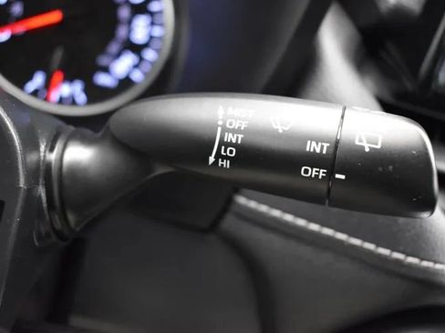 Used 2020 Toyota RAV4 LE FWD image 26