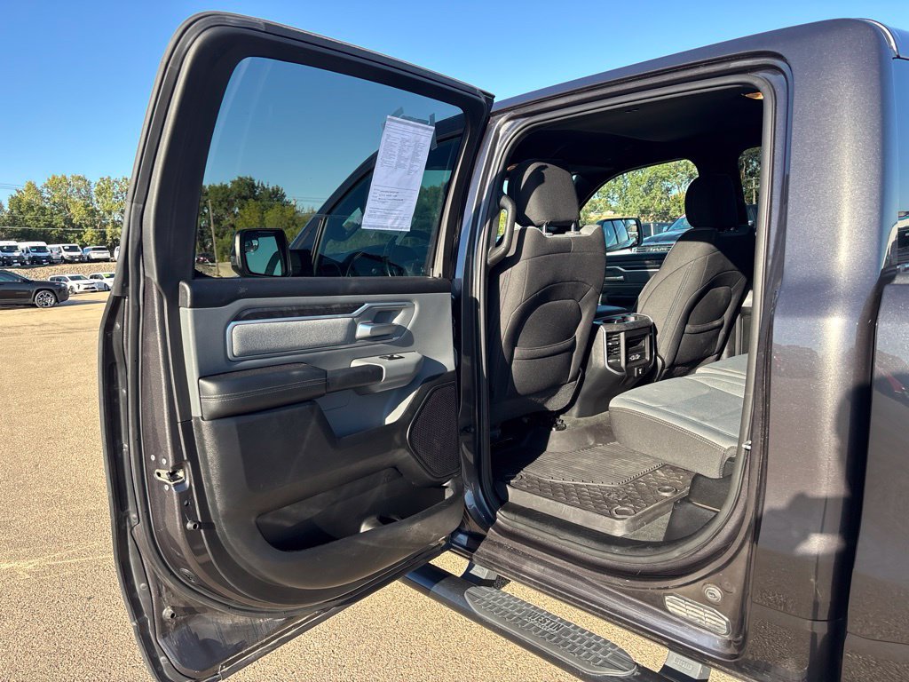 Used 2021 RAM 1500 Big Horn AWD/4WD image 17