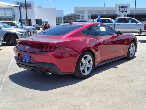 Used 2026 Ford Mustang Coupe RWD image 8