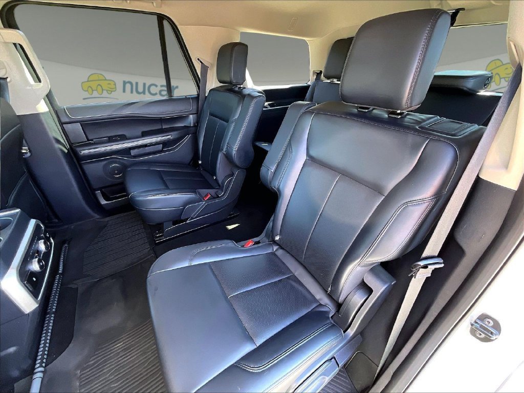 Used 2024 Ford Expedition XLT AWD/4WD image 14