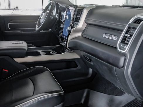 Used 2023 RAM 2500 Laramie AWD/4WD image 12