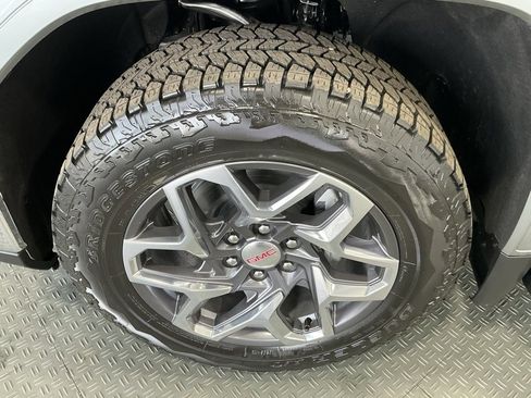 Used 2026 GMC Sierra 1500 SLT w/ SLT Premium Package image 53