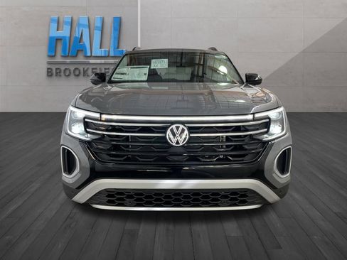 New 2026 Volkswagen Atlas Peak Edition AWD/4WD image 8