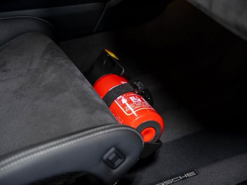 Used 2018 Porsche 911 GT3 RWD image 78