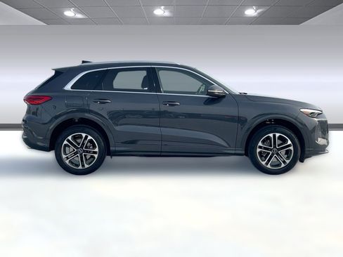 Certified 2025 Audi Q5 Premium Plus w/ Premium Plus image 8