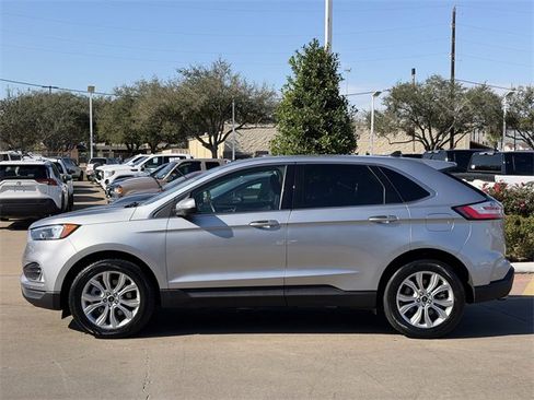 Used 2024 Ford Edge Titanium image 4