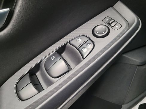 Used 2022 Nissan Sentra SV FWD image 27