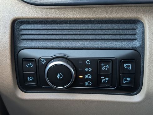 New 2026 Ford F250 Lariat w/ Lariat Premium Package image 24