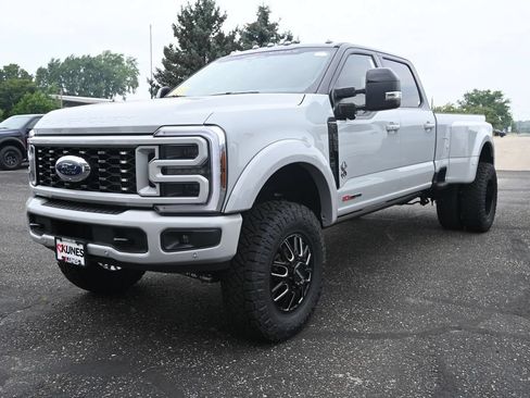 New 2026 Ford F350 Platinum AWD/4WD image 10