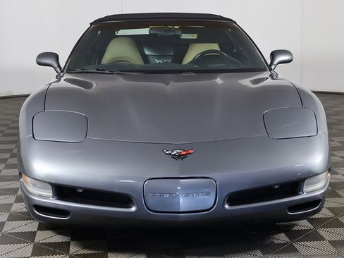 Used 2003 Chevrolet Corvette Convertible w/ Preferred Equipment Group1 image 8