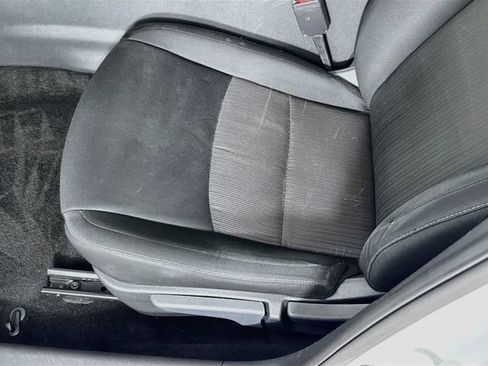 Used 2024 Nissan Sentra SV FWD image 18