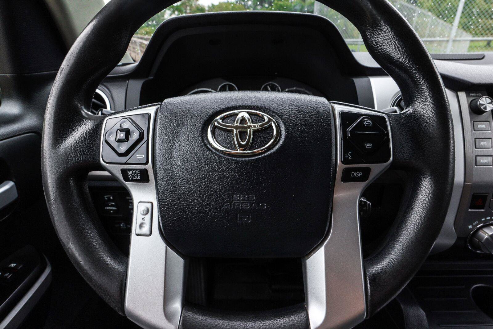 Used 2017 Toyota Tundra SR5 RWD image 12
