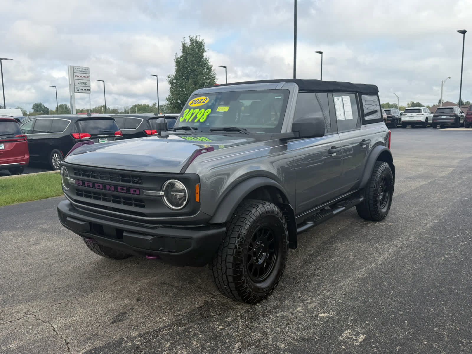 Used 2022 Ford Bronco 4-Door AWD/4WD image 3