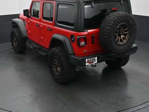 Used 2024 Jeep Wrangler Sport S image 31