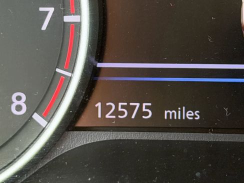 Certified 2025 Nissan Sentra SV image 35