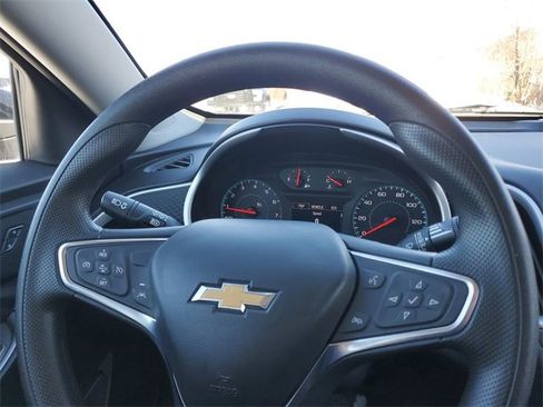 Certified 2025 Chevrolet Malibu LT image 11