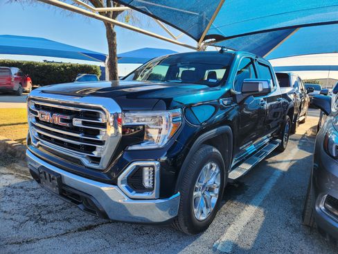 Used 2019 GMC Sierra 1500 SLT image 2