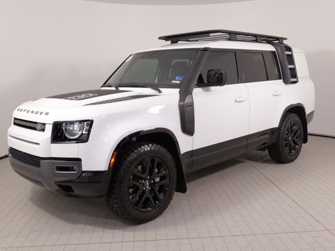 Used 2024 Land Rover Defender 130 Outbound AWD/4WD image 3