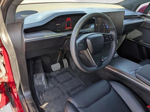 Used 2023 Tesla Model X image 10