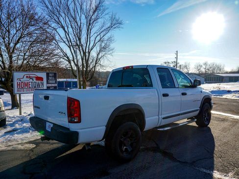 Used 2004 Dodge Ram 1500 Truck ST w/ ST Value Group image 3