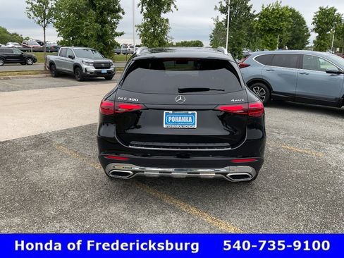 Used 2025 Mercedes-Benz GLC 300 4MATIC image 5