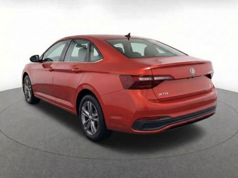 Used 2023 Volkswagen Jetta SE FWD image 12
