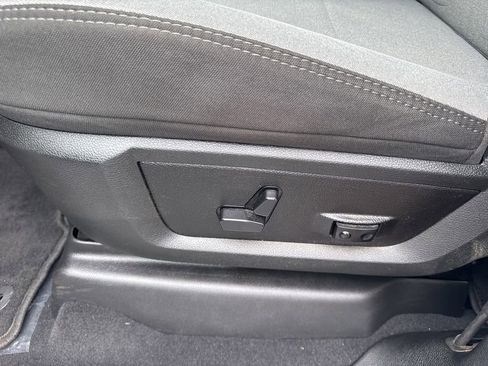 Used 2024 RAM 2500 Big Horn image 22