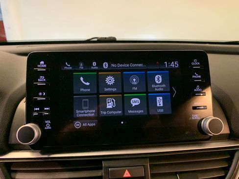 Used 2020 Honda Accord Sport image 24