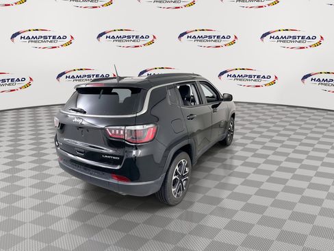 Used 2022 Jeep Compass Limited image 8