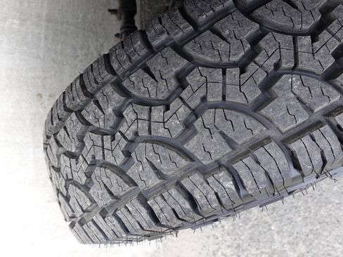 Used 2024 Ford F250 XLT image 61