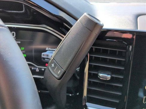 Used 2025 GMC Sierra 1500 Elevation AWD/4WD image 12