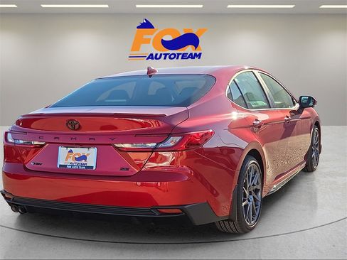 New 2026 Toyota Camry SE image 4