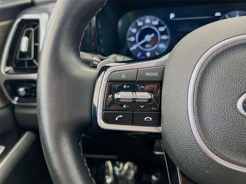 Used 2021 Kia Sorento SX Prestige image 35