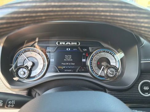 Used 2021 RAM 1500 Limited AWD/4WD image 28