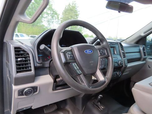 Used 2019 Ford F450 XL w/ XL Value Package image 23