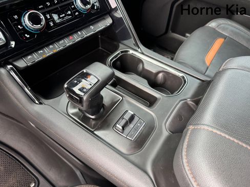 Used 2023 GMC Sierra 1500 AT4 image 23