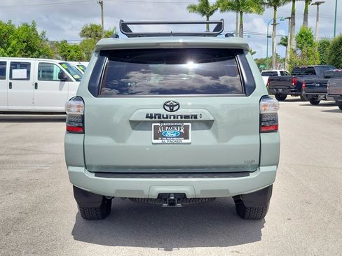 Used 2022 Toyota 4Runner Trail Special Edition AWD/4WD image 9