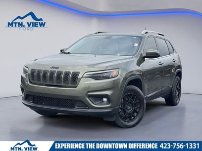 Used 2019 Jeep Cherokee Latitude Plus w/ Cold Weather Group