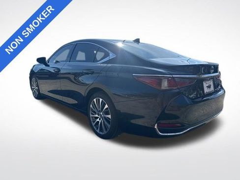 Used 2021 Lexus ES 250 w/ Premium Package image 4