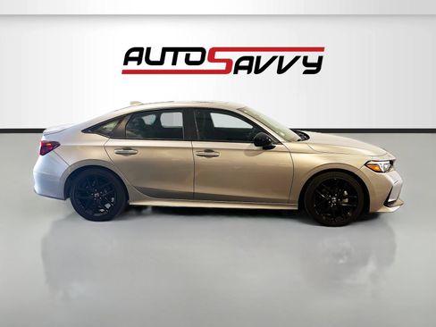 Used 2026 Honda Civic FWD Hybrid Sedan image 8