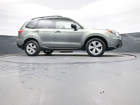 Used 2015 Subaru Forester 2.5i Premium w/ All-Weather Package image 28