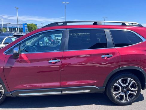 Used 2023 Subaru Ascent Touring AWD/4WD image 9